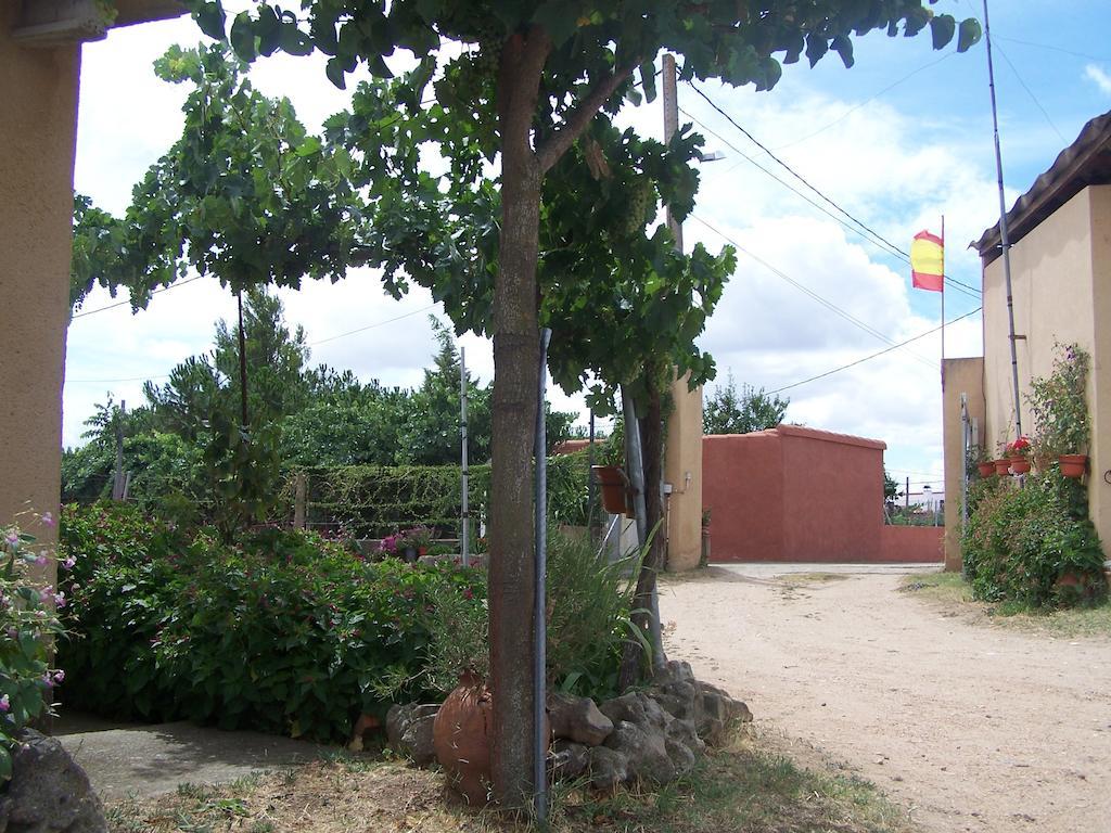 Albergue Turistico Torre De Sabre El Cubo de Tierra del Vino Екстериор снимка